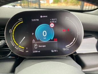 MINI Electric Hatch Cooper SE 32.6kWh Level 2 Hatchback 3dr Electric Auto (184 ps)