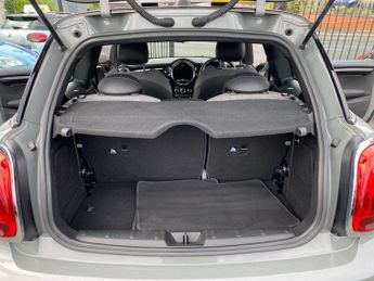 MINI Electric Hatch Cooper SE 32.6kWh Level 2 Hatchback 3dr Electric Auto (184 ps)