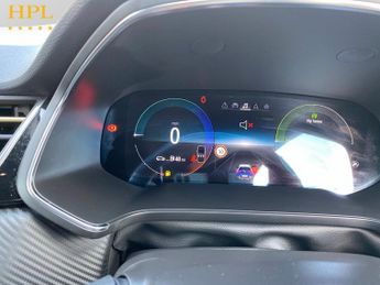 RENAULT CAPTUR 1.6 E-TECH E-Tech engineered SUV 5dr Petrol Hybrid Auto Euro 6 (