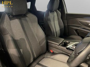 PEUGEOT 3008 1.6 13.2kWh Allure Premium + SUV 5dr Petrol Plug-in Hybrid e-EAT