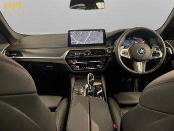 BMW 5 SERIES 2.0 520d MHT M Sport Saloon 4dr Diesel Hybrid Steptronic Euro 6 