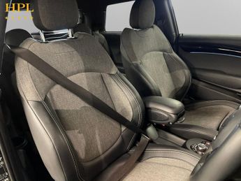 MINI Electric Hatch Cooper SE 32.6kWh Level 2 Hatchback 3dr Electric Auto (184 ps)