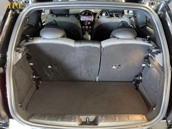 MINI Electric Hatch Cooper SE 32.6kWh Level 2 Hatchback 3dr Electric Auto (184 ps)