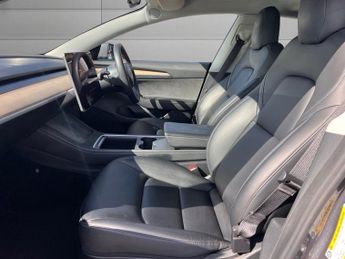 TESLA Model 3 (Dual Motor) Long Range Saloon 4dr Electric Auto 4WDE (346 ps)