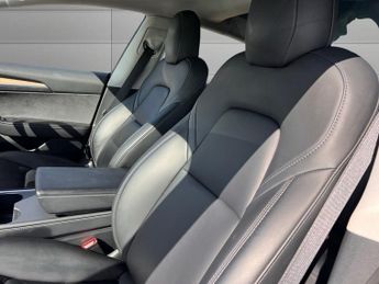 TESLA Model 3 (Dual Motor) Long Range Saloon 4dr Electric Auto 4WDE (346 ps)