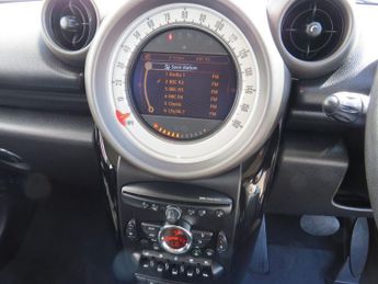 MINI COUNTRYMAN 1.6 One SUV 5dr Petrol Steptronic Euro 5 (98 ps)