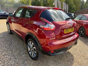 NISSAN JUKE 1.6 Tekna SUV 5dr Petrol XTRON Euro 6 (117 ps)