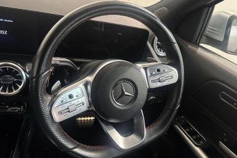 MERCEDES-BENZ GLA-CLASS 1.3 GLA200 AMG Line (Executive) SUV 5dr Petrol 7G-DCT Euro 6 (s/