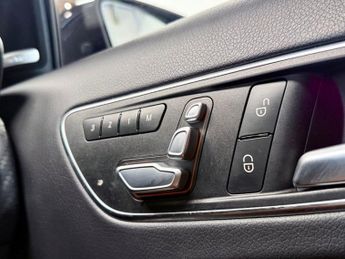 MERCEDES-BENZ A CLASS 1.5 A180d AMG Line (Premium Plus) Hatchback 5dr Diesel 7G-DCT Eu