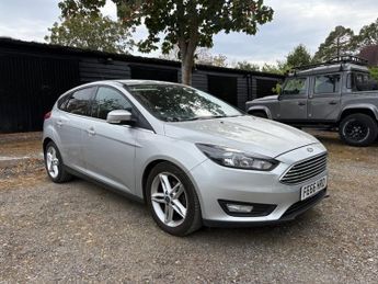 Ford Focus 1.0 ZETEC NAV 5 DOOR