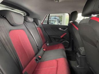 AUDI Q2 1.6 TDI 30 Sport SUV 5dr Diesel S Tronic Euro 6 (s/s) (116 ps)