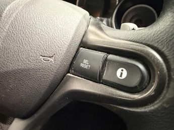 HONDA JAZZ 1.4 i-VTEC ES Hatchback 5dr Petrol CVT Euro 5 (99 ps)