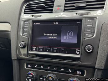 VOLKSWAGEN E-GOLF e-Golf Hatchback 5dr Electric Auto (115 ps)