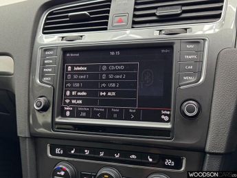 VOLKSWAGEN E-GOLF e-Golf Hatchback 5dr Electric Auto (115 ps)