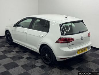 VOLKSWAGEN E-GOLF e-Golf Hatchback 5dr Electric Auto (115 ps)
