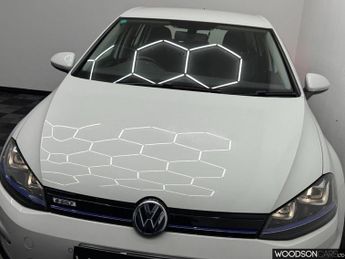 VOLKSWAGEN E-GOLF e-Golf Hatchback 5dr Electric Auto (115 ps)
