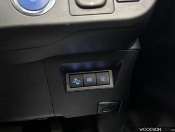 TOYOTA YARIS 1.5 VVT-h Icon Tech Hatchback 5dr Petrol Hybrid E-CVT Euro 6 (s/