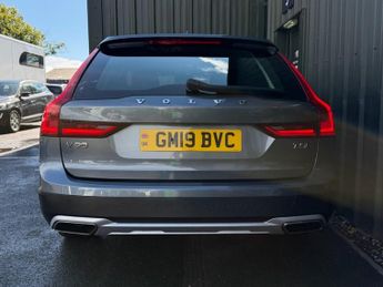 VOLVO V90 Cross Country 2.0 T5 Estate 5dr Petrol Auto AWD Euro 6 (s/s) (250 ps)
