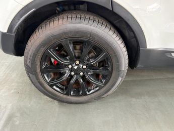 LAND ROVER RANGE ROVER EVOQUE 2.2 SD4 Pure Tech SUV 5dr Diesel Auto 4WD Euro 5 (s/s) (190 ps)