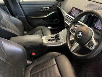 BMW 3 SERIES 2.0 320i M Sport Saloon 4dr Petrol Auto Euro 6 (s/s) (184 ps)
