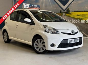 Toyota AYGO 1.0 VVT-i Move Hatchback 5 Door Petrol Manual White