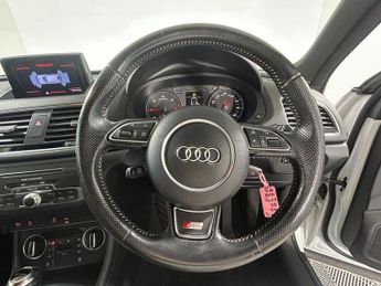 AUDI Q3 2.0 TDI S line Plus SUV 5dr Diesel S Tronic quattro Euro 6 (s/s)