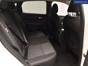 NISSAN QASHQAI 1.3 DIG-T MHEV N-Connecta SUV 5dr Petrol Hybrid XTRON Euro 6 (s/