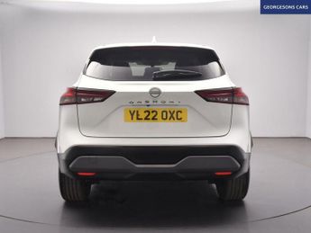 NISSAN QASHQAI 1.3 DIG-T MHEV N-Connecta SUV 5dr Petrol Hybrid XTRON Euro 6 (s/