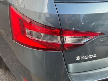 SKODA SUPERB 1.4 TSI ACT SE Estate 5dr Petrol DSG Euro 6 (s/s) (150 ps)