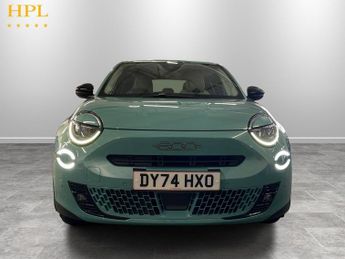 FIAT 600e 54kWh La Prima SUV 5dr Electric Auto (156 ps)