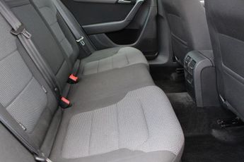 VOLKSWAGEN PASSAT 2.0 TDI BlueMotion Tech Highline Saloon 4dr Diesel Manual Euro 5