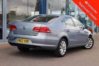 VOLKSWAGEN PASSAT 2.0 TDI BlueMotion Tech Highline Saloon 4dr Diesel Manual Euro 5