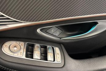 MERCEDES-BENZ EQC EQC 400 80kWh AMG Line (Premium) SUV 5dr Electric Auto 4MATIC (4