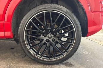 AUDI Q2 1.5 TFSI CoD 35 Black Edition SUV 5dr Petrol S Tronic Euro 6 (s/