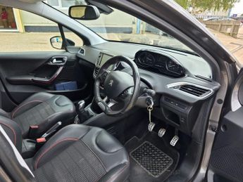 PEUGEOT 208 1.6 BlueHDi GT Line Hatchback 5dr Diesel Manual Euro 6 (100 ps)