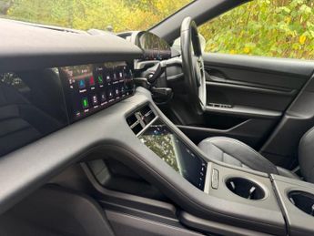 PORSCHE TAYCAN Performance 79.2kWh 4S Saloon 4dr Electric Auto 4WD (11kW Charge
