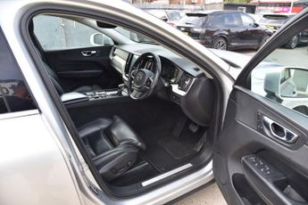 VOLVO XC60 2.0 T5 Inscription SUV 5dr Petrol Auto AWD Euro 6 (s/s) (250 ps)