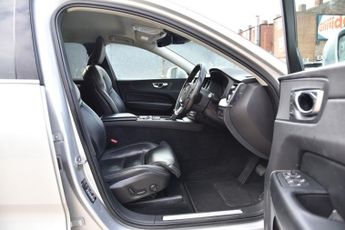 VOLVO XC60 2.0 T5 Inscription SUV 5dr Petrol Auto AWD Euro 6 (s/s) (250 ps)