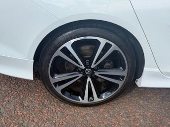 VAUXHALL INSIGNIA 2.0i Turbo SRi VX Line Nav Grand Sport 5dr Petrol Auto Euro 6 (s
