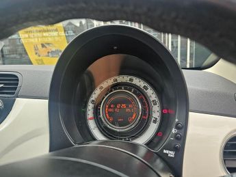 FIAT 500 1.2 Lounge Hatchback 3dr Petrol Manual Euro 4 (69 bhp)