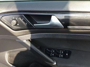 VOLKSWAGEN GOLF 1.5 TSI EVO GPF GT Estate 5dr Petrol DSG Euro 6 (s/s) (130 ps)