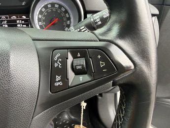 VAUXHALL ASTRA 1.4i Turbo SRi Hatchback 5dr Petrol Auto Euro 6 (s/s) (150 ps)