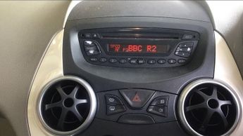 FORD KA 1.2 Titanium Hatchback 3dr Petrol Manual Euro 4 (69 ps)