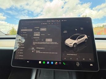 TESLA MODEL Y (Dual Motor) Long Range SUV 5dr Electric Auto 4WDE (384 bhp)