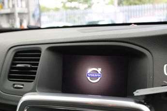VOLVO V60 CROSS COUNTRY 2.0 D4 Lux Nav Estate 5dr Diesel Auto Euro 6 (s/s) (190 ps)