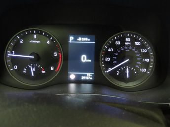 HYUNDAI TUCSON 1.6 CRDi Premium SE SUV 5dr Diesel DCT Euro 6 (s/s) (136 ps)