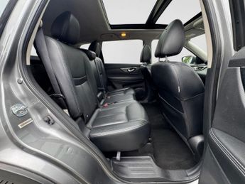 NISSAN X-TRAIL 1.6 dCi Tekna SUV 5dr Diesel XTRON Euro 6 (s/s) (130 ps)