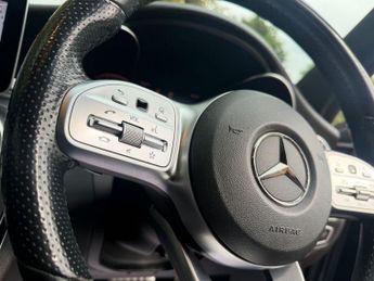 MERCEDES-BENZ C CLASS 2.0 C300d AMG Line Edition (Premium) Saloon 4dr Diesel G-Tronic+