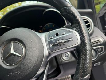 MERCEDES-BENZ C CLASS 2.0 C300d AMG Line Edition (Premium) Saloon 4dr Diesel G-Tronic+