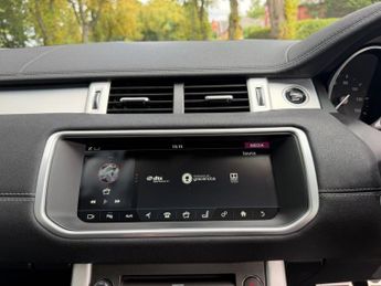 LAND ROVER RANGE ROVER EVOQUE 2.0 TD4 HSE Dynamic SUV 5dr Diesel Auto 4WD Euro 6 (s/s) (180 ps